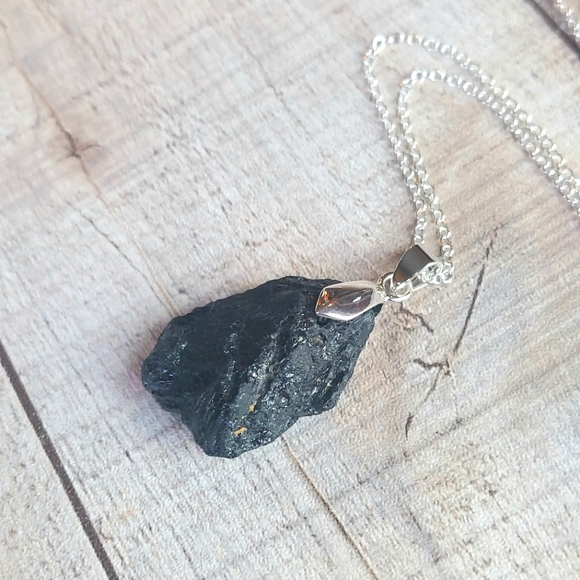 Black Tourmaline Necklace Natural Stone Pendant - Picture 4 of 5